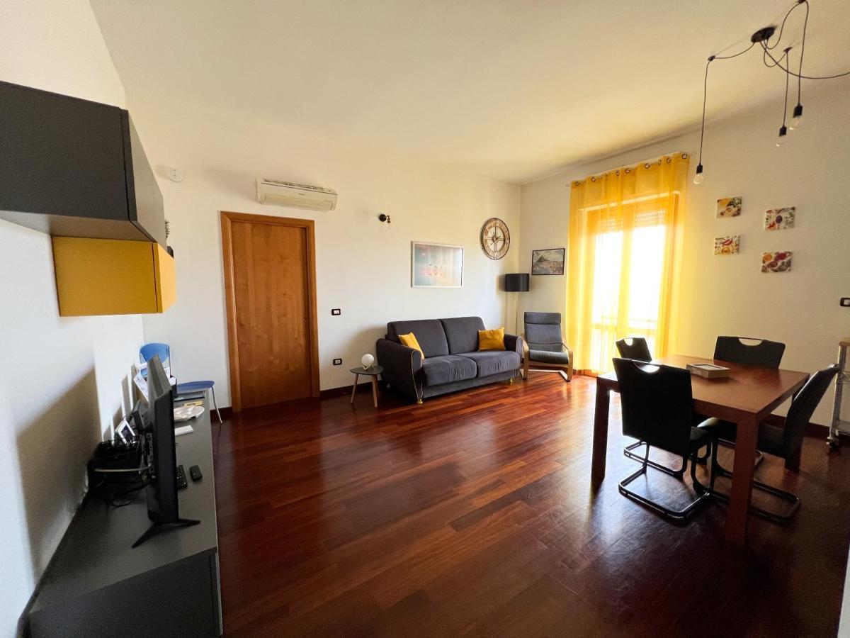 A Serenai - Elegante Appartamento In Centro Oristano Dış mekan fotoğraf