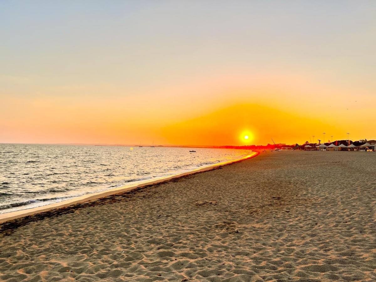 A Serenai - Elegante Appartamento In Centro Oristano Dış mekan fotoğraf